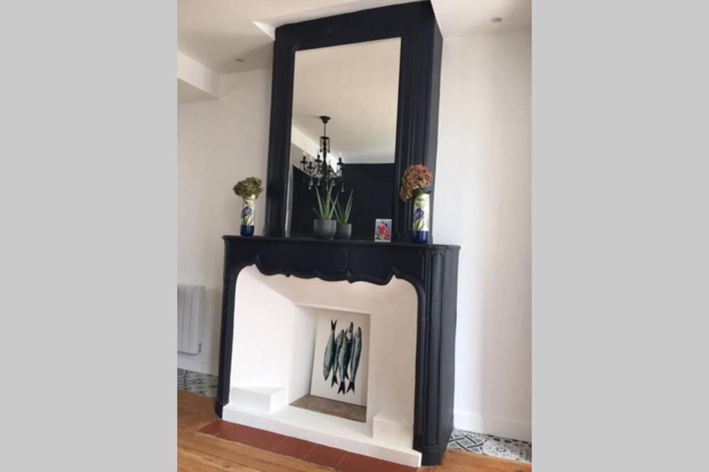 Appartement De Caractère Avec Terrasse. La Rochelle  Esterno foto